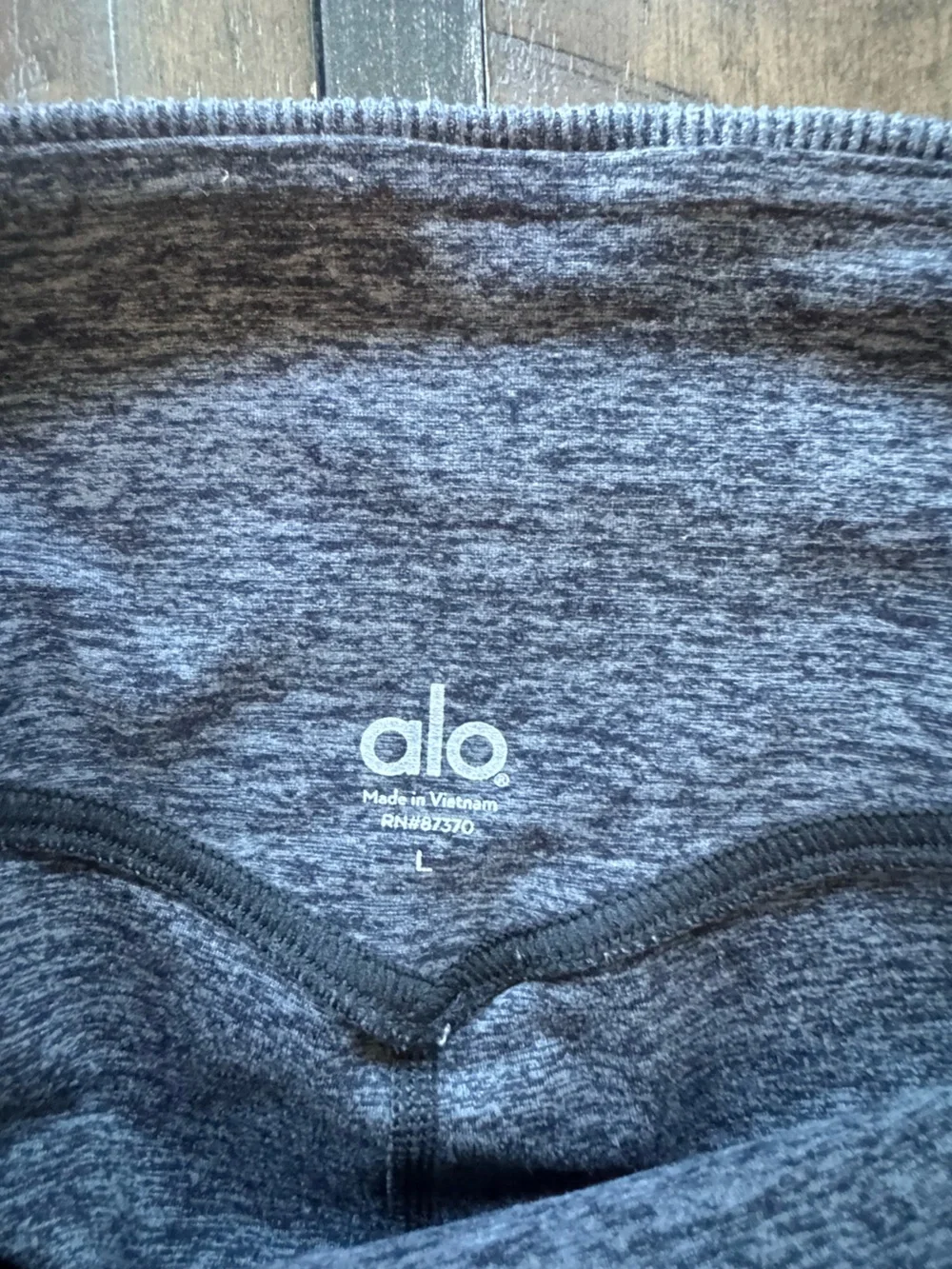 ALO Yoga Charcoal Heather High-Waist Leggings. Size L